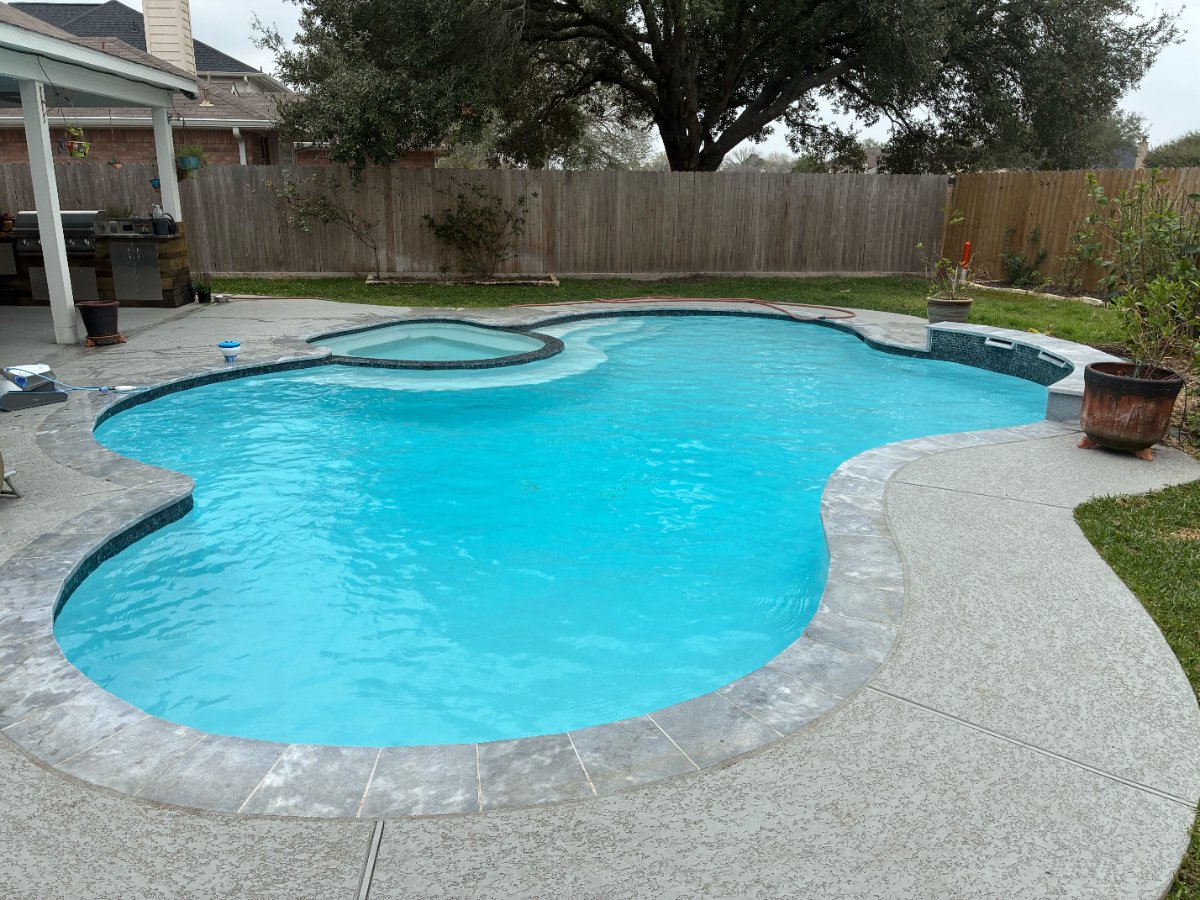 Pool service in Dickinson, TX by Admiral