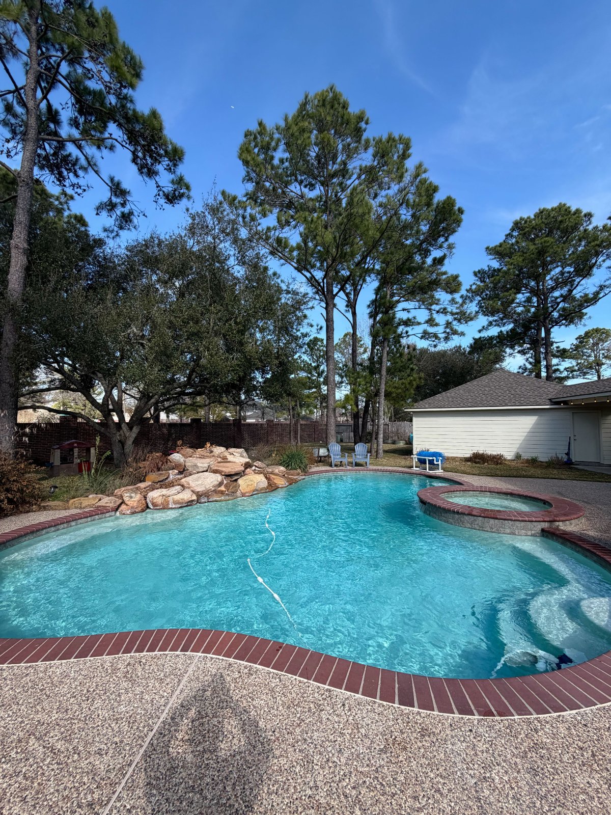 Pool service in Friendswood