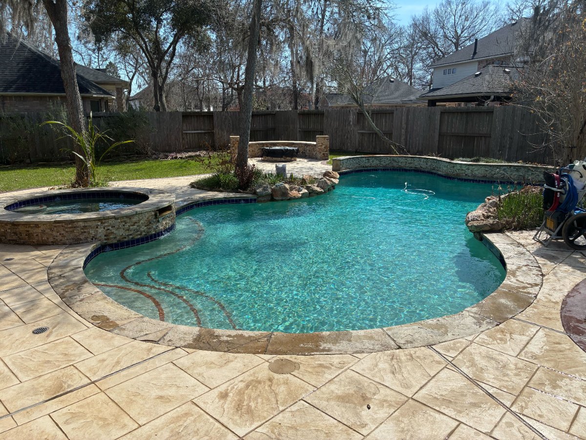 Pool service in Missouri City, TX by Admiral
